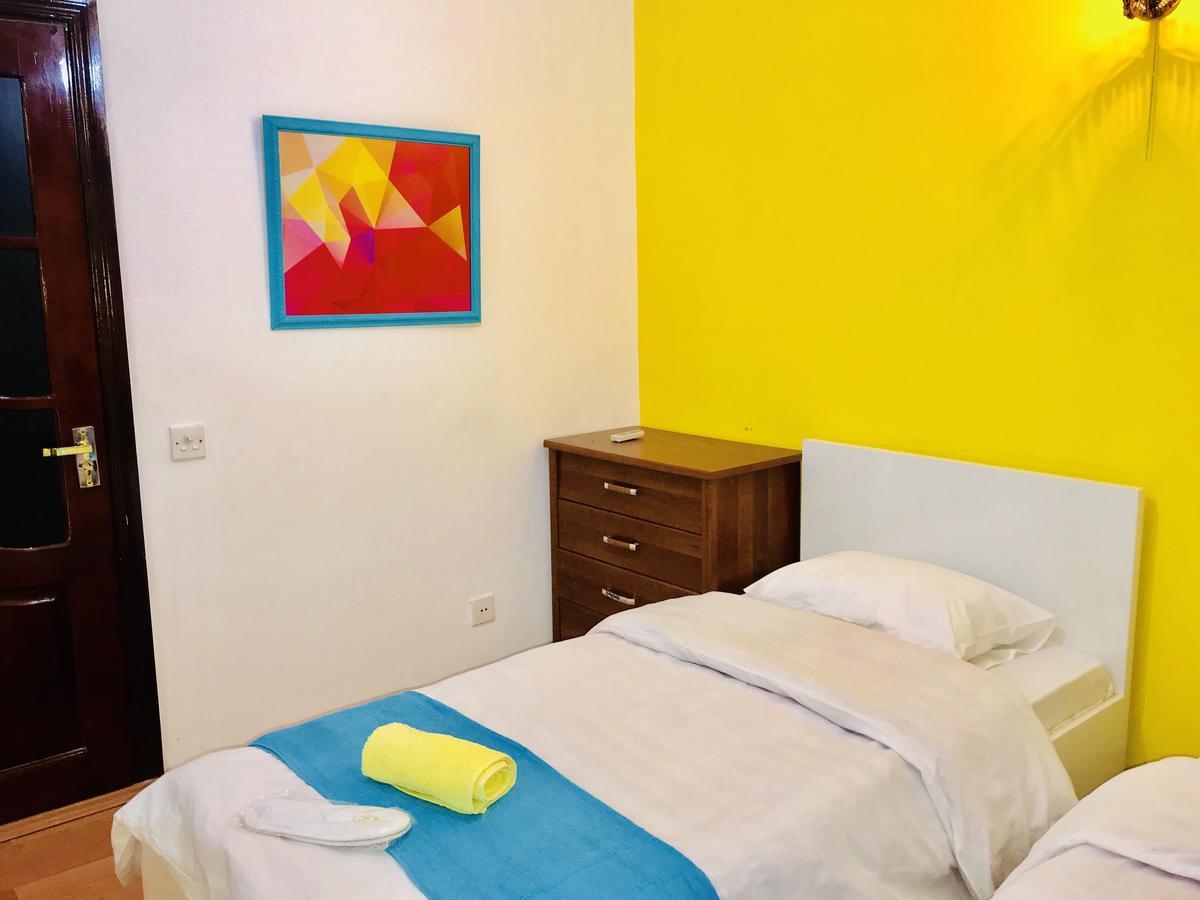Check-In Hostel Baku Ngoại thất bức ảnh