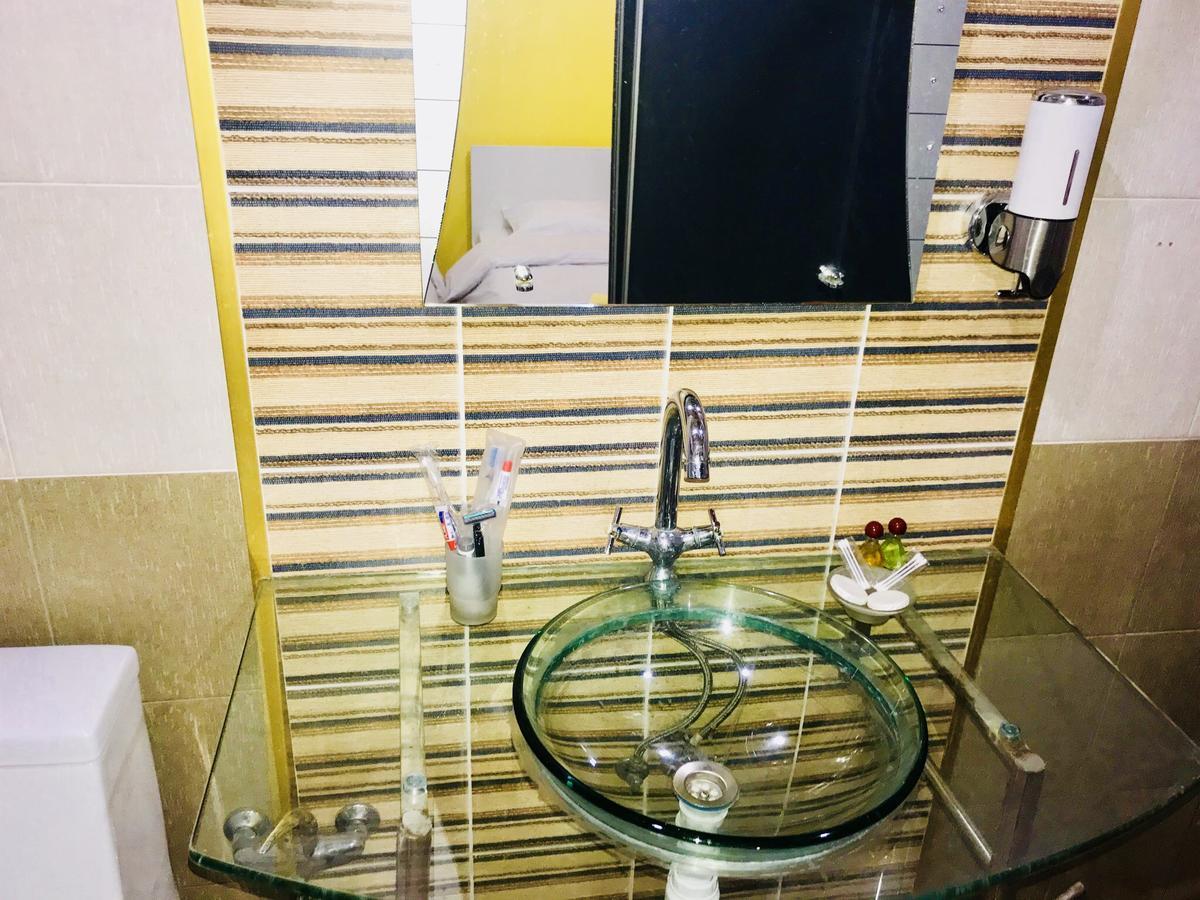 Check-In Hostel Baku Ngoại thất bức ảnh
